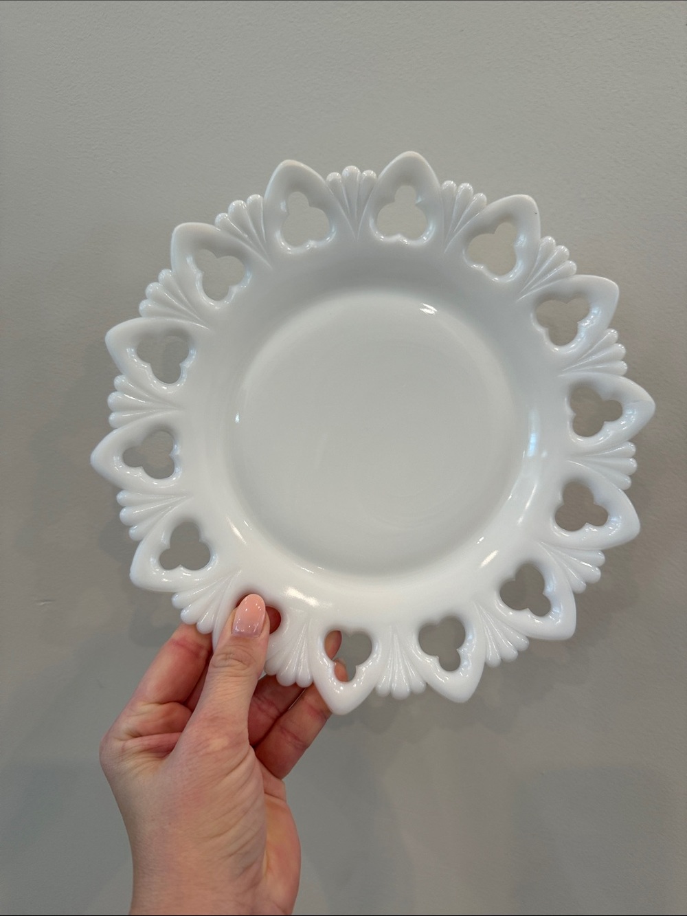 Vintage Kemple Shell and Club Motif Milk Glass Open Heart Scalloped Edge Plate